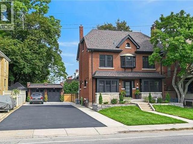 209 Delaware Avenue, Hamilton, ON, L8M 1W2 house for sale | Listing ID 40865 | Royal LePage