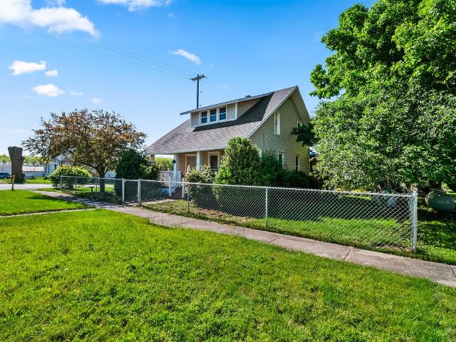 209 E Center Street