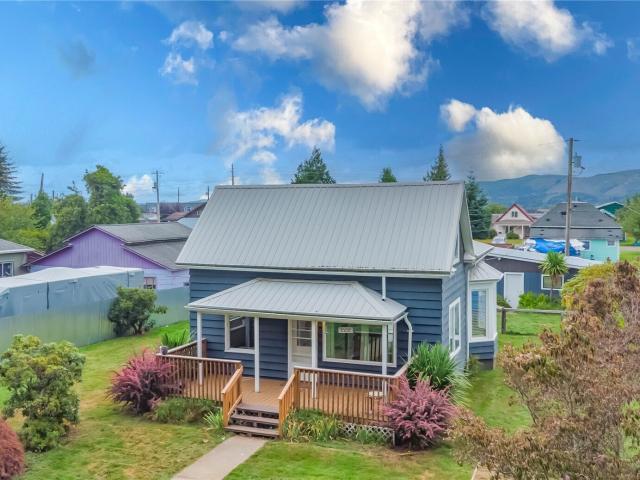 209 E Cowlitz Street