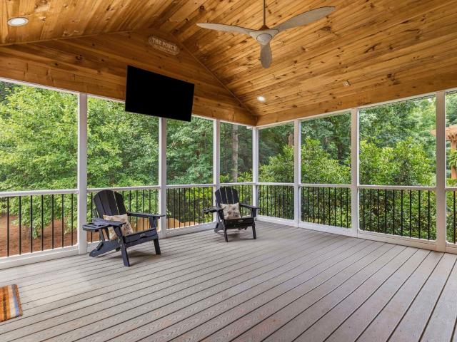 209 Hartwick Lane