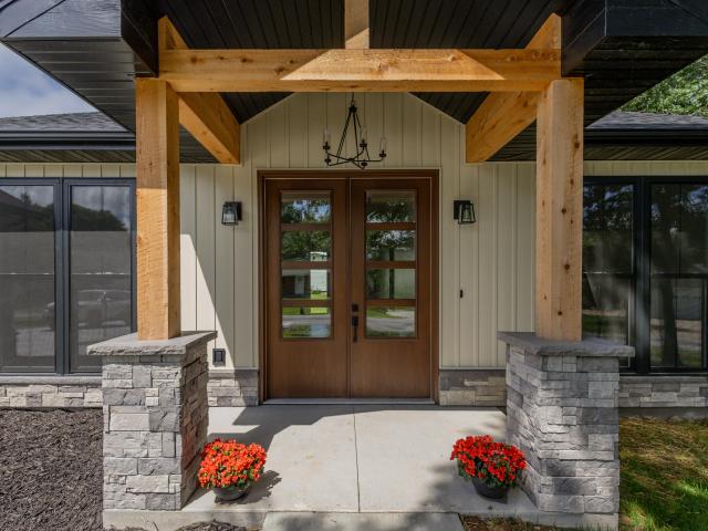 209 meadowlake dr