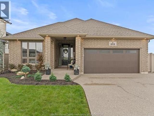 209 Mullen Crescent, Amherstburg, ON, N9V 4C8 house for sale | Listing ID 26024 | Royal LePage