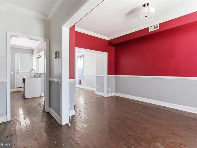 209 S Tremont Road