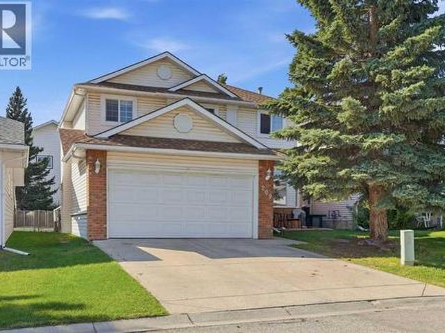 209 Schubert Place Nw, Calgary, AB, T3L 1W6 house for sale | Listing ID A2341 | Royal LePage