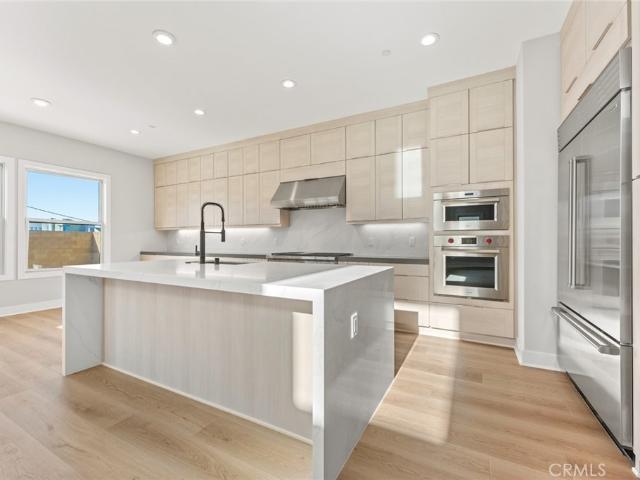 209 Stage, Irvine, CA 92618 | MLS #OC26110