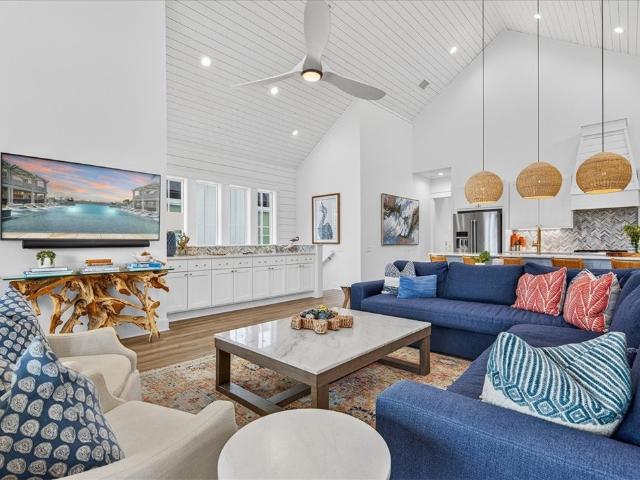 209 Starfish Lane