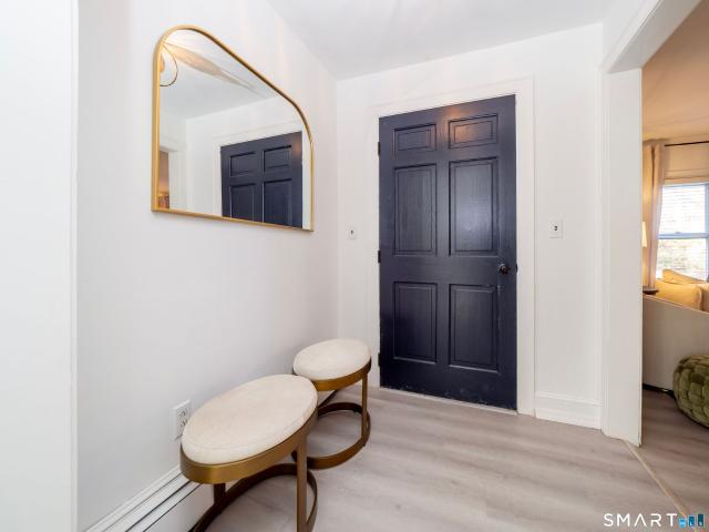 209 Peaceable Street, Ridgefield, US, CT
