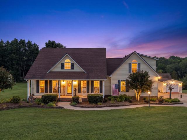 209 Roundstone Drive