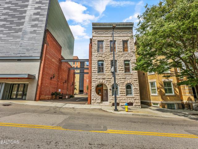 209 W Church Ave