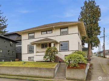 209 W McGraw Street