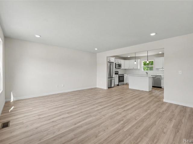 209 Wildflower Drive