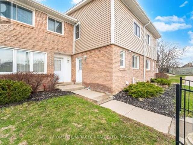 20 50 Westmount Road, Kitchener, ON, N2M 1R5 townhouse for sale | Listing ID X13707 | Royal LePage