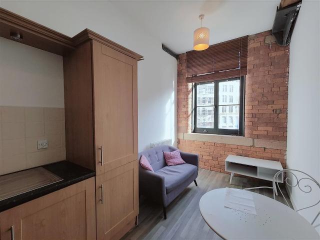 20 22 Mill Street, Bradford BD1, 1 bed flat to rent, £550 pcm | PrimeLocation