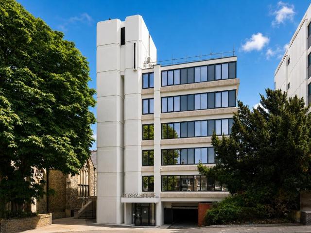 20 22 Station Road, Sidcup DA15 1 bed flat to rent £1,475 pcm £340 pw