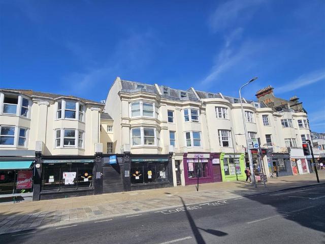 20 26 York Place, Brighton BN1 1 bed apartment to rent £1,295 pcm £299 pw