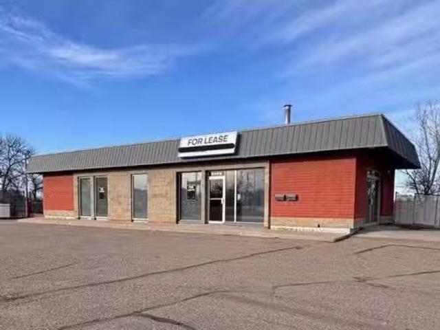 20 3 Street Se, Medicine Hat, AB, T1A 0G2 commercial for lea.