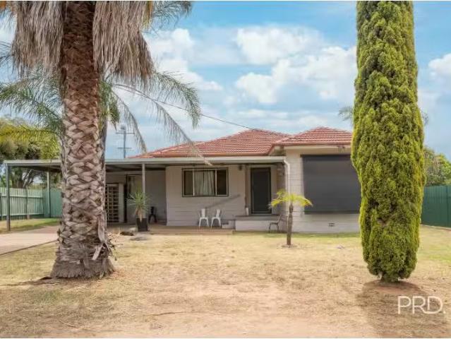 20 Tobruk Street, Ashmont House for rent Listed by Leasing Te.