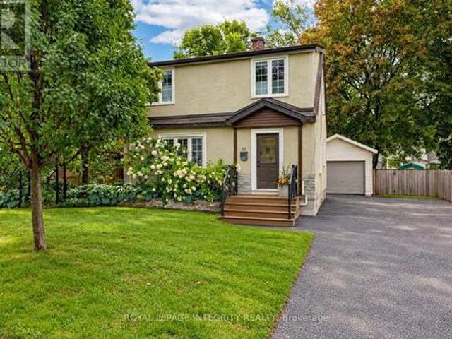 20 Tunis Avenue, Ottawa, ON, K1Z 7R5 house for sale | Listing ID X14032 | Royal LePage
