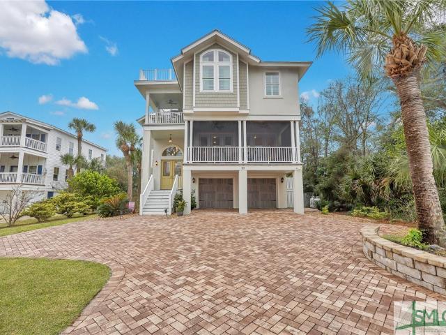 20 Van Horne Drive