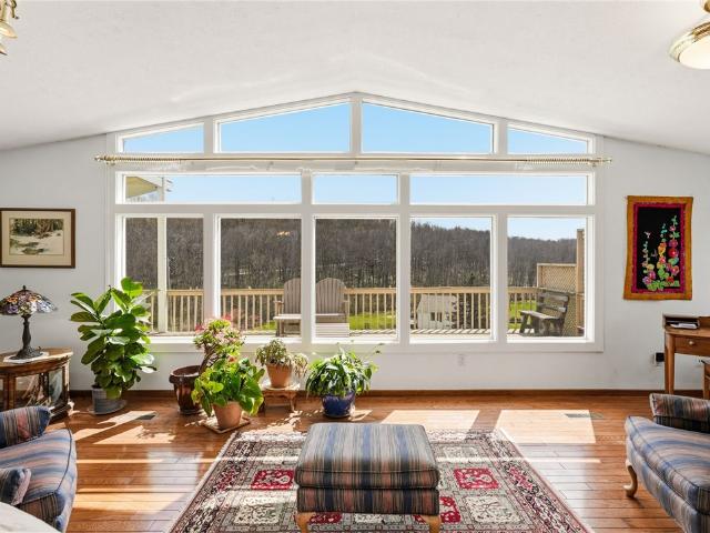 20 Walker Rd
