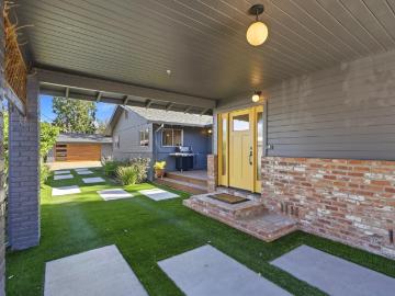 Santa Venetia, Marin County, California, USA