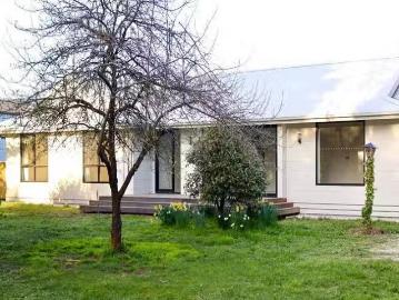 20 Western Park Road, Ballan, VIC 3342