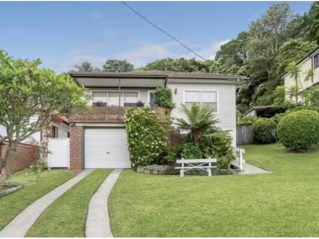 20 Wimbledon Grove, Garden Suburb House for rent Listed by Cl.