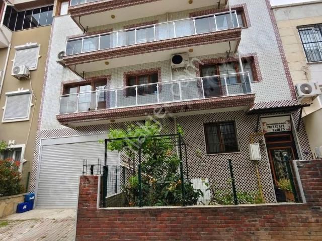 20 Zübeyde Hanım Mahallesi'nde 3+1 Ara Kat Satılık Daire