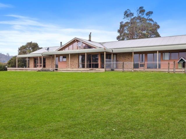 20 acre hobby farm with large homestead