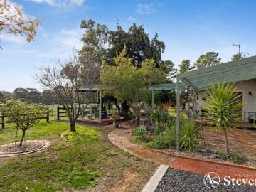 20 Acres of Versatility with Modernised Family Home