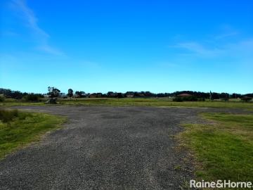 20 ACRES OF EMPTY LAND IN GREAT LOCATION
