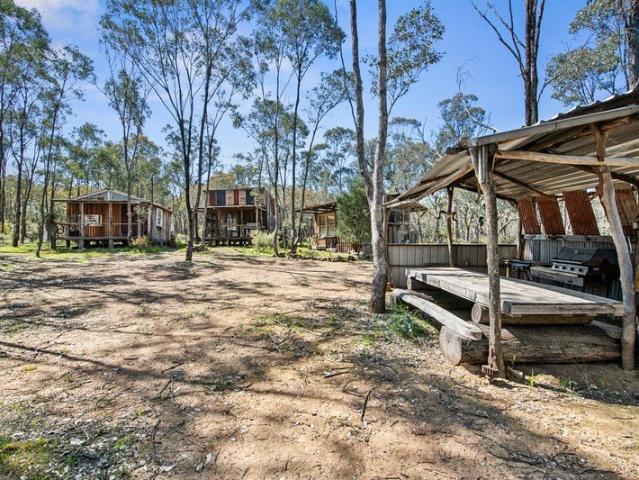 20 Acres of gently undulating country, with an excellent North facing potential homesite STCA