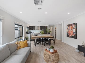 20 Adelong Way, Bacchus Marsh