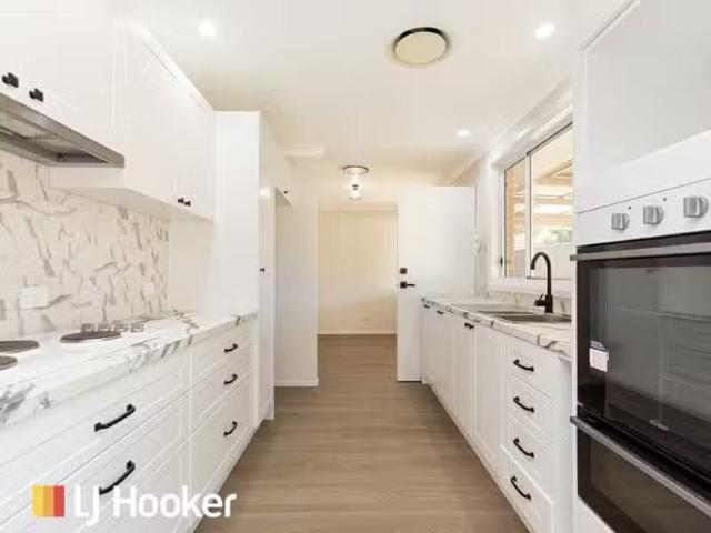 20 Alexandra Street, OXLEY VALE House for rent Listed by Whit.