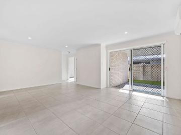 20 Aquilla Rise, South Ripley
