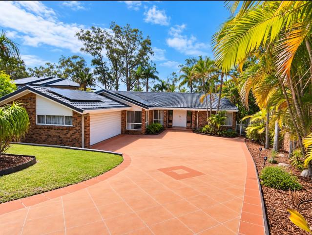 20 Ben Hogan CrescentParkwood QLD 4214, Australia