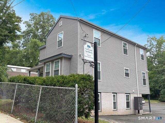 20 bedroom, New Haven CT 06513 104830871