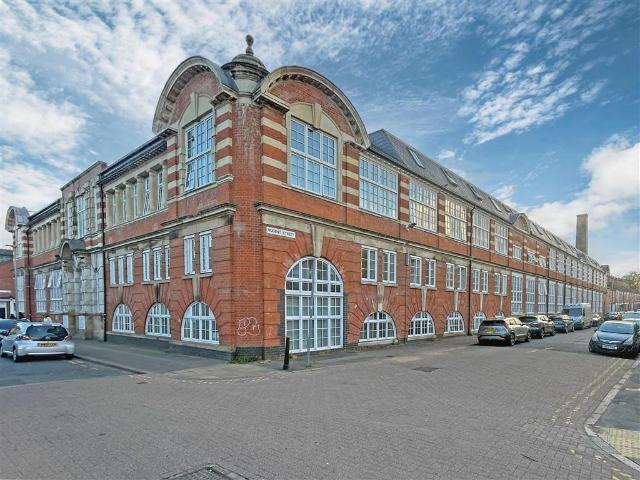 20 bedroom block of apartments for sale