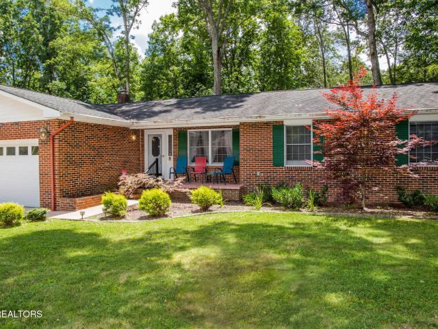 20 Black Oak Circle