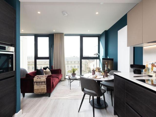 20 Blythswood Square, Glasgow, G2 4HJ, United Kingdom | Studio apartment for rent #140396653 | Rentberry