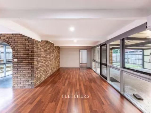 20 Bruce Street, Cranbourne VIC 3977 House For Lease