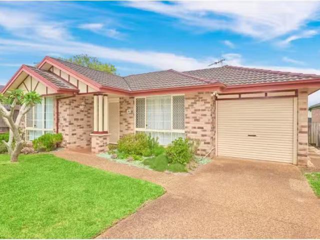 20 Cairncross Place, Port Macquarie House for rent Listed by.