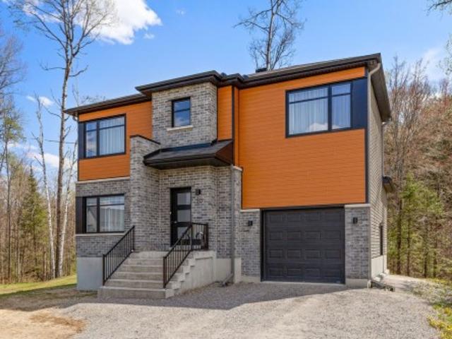 20 Ch. De La Péninsule, Val Des Monts, QC, J8N 0K6 house for sale | Listing ID 15083 | Royal LePage