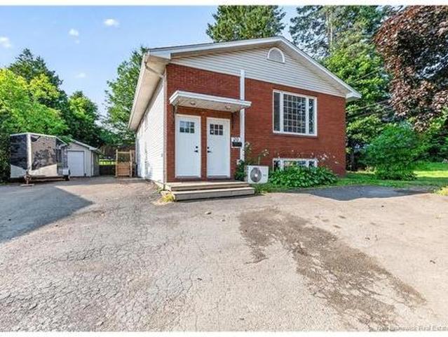 20 Connaught Ave, Moncton, NB, E1C 3N4 house for sale | Listing ID NB145824 | Royal LePage