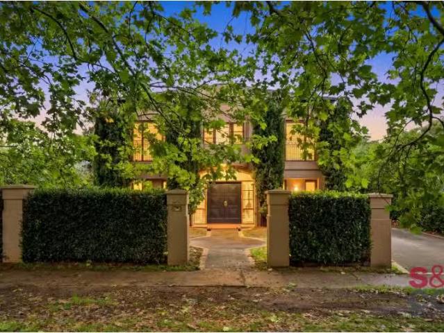 20 Coranderrk Street, Reid House for rent Listed by Seminara.