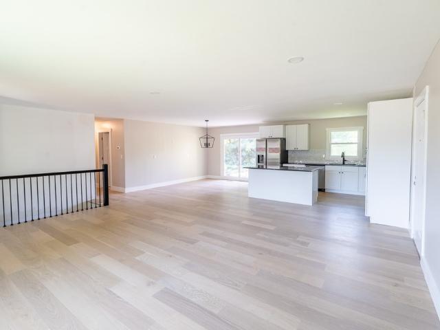 20 Cove Hills Lane