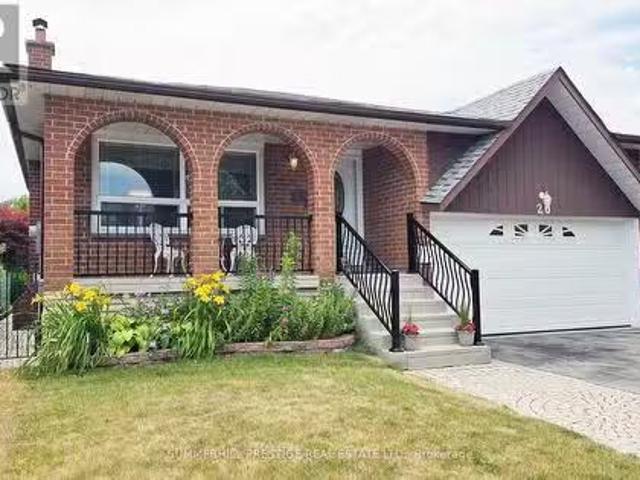 20 Cleethorpes Boulevard, Toronto, ON, M1S 3T3 house for sal.