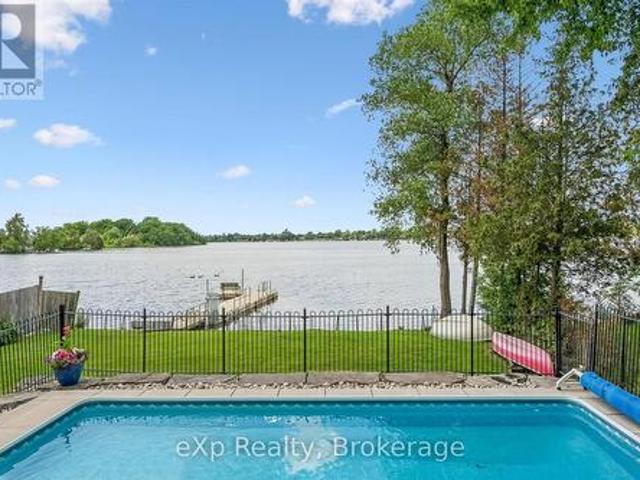 20 Clergy Lane, Puslinch Lake Settlement Areas, ON, N0B 2J0 house for sale | Listing ID X13548 | Royal LePage