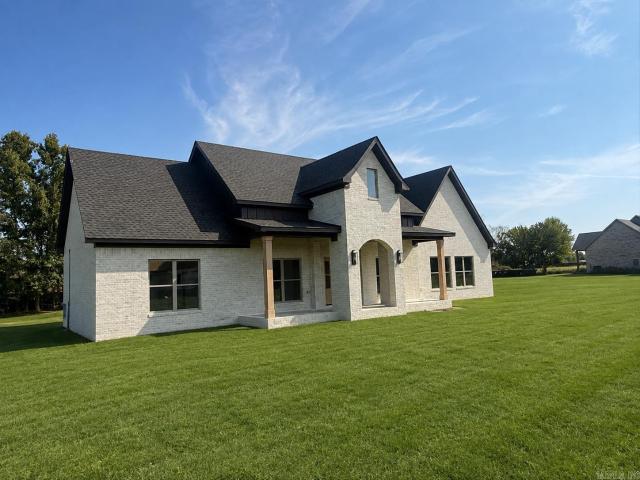20 Crescent Cove