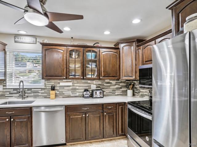 20 Crescent Drive 79